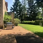 Maison Dans Un Parc