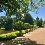 Maison Dans Un Parc Βίλα