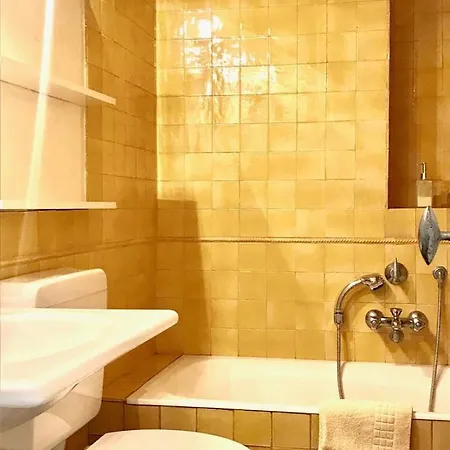 Maison Dans Un Parc Vila