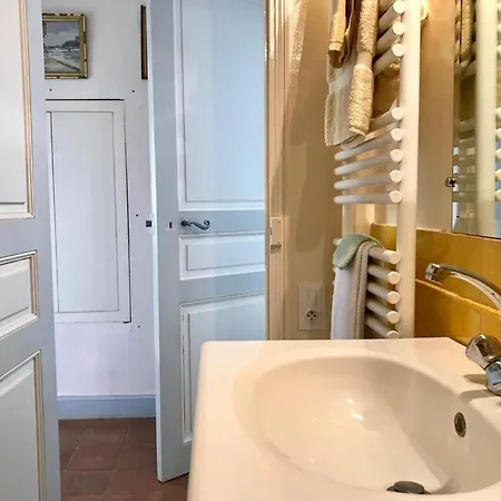 Maison Dans Un Parc Villa
